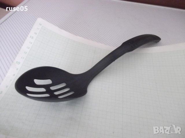 Лъжица решетъчна