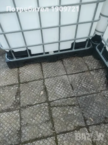 бидони 1000л на пвс палет като нови