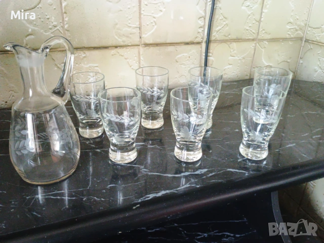 Комплект малка гарафа и чаши