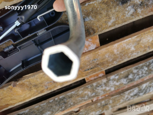 audi wv 17мм ключ за гуми 2201261621, снимка 13 - Аксесоари и консумативи - 53190379