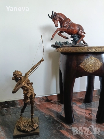 Диана , богиня на лова, природата и луната в  поза на ловджийка с лък и стрела. , снимка 17 - Статуетки - 52553361