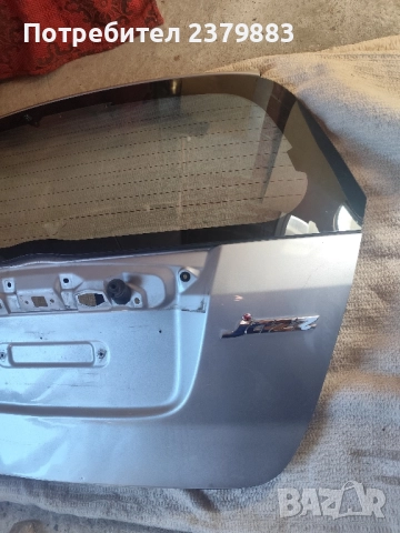 Заден капак от Honda jazz , снимка 2 - Части - 51549054