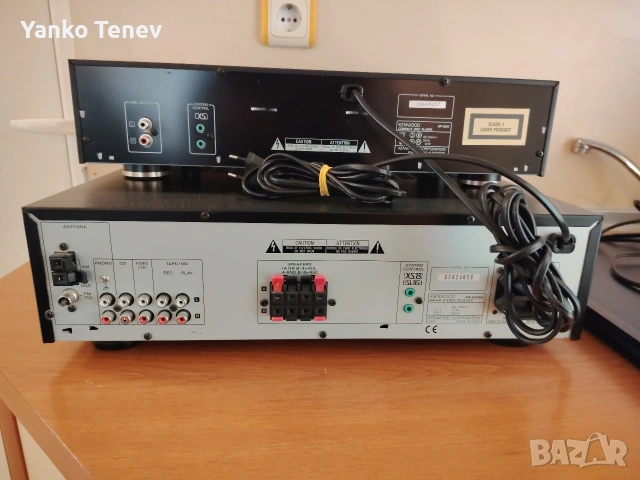 усилвател + сд плеар, снимка 3 - Ресийвъри, усилватели, смесителни пултове - 54166716