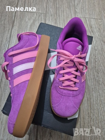 Маратонки Адидас , снимка 2 - Маратонки - 53485985