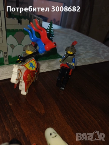 Продавам лего/lego замък, снимка 9 - Конструктори - 53810552