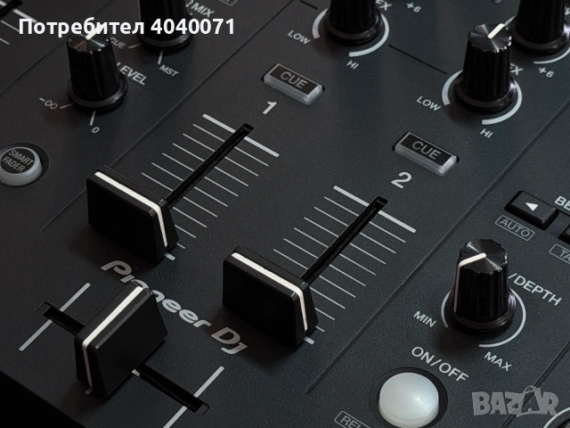 DJ контролер - Pioneer DDJ-FLX4 + твърд кейс, кутия и всички документи, снимка 5 - Ресийвъри, усилватели, смесителни пултове - 54090723