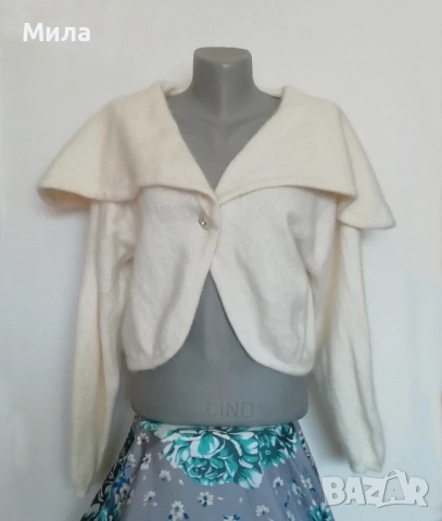 Отлично болеро ангора с красива яка, размер L, цвят шампанско, меко, пухкаво и топло