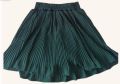 Нова зелена пола-панталон, снимка 1 - Поли - 45318134