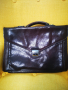 Продавам бизнес чанта от мека кожа , снимка 1 - Чанти - 45056355