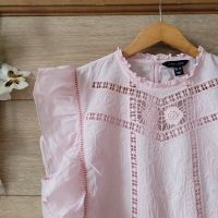 Розова блуза памучна материя с бродерии цветя , снимка 2 - Корсети, бюстиета, топове - 45404527