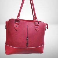Червена дамска чанта, снимка 3 - Чанти - 45219839