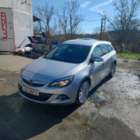 Opel Astra GT 1.4 140 к.с. Бензин *Нов внос*, снимка 2 - Автомобили и джипове - 45026599