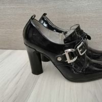 Dolce & Gabbana обувки на ток 36.5 Оригинал, снимка 2 - Дамски обувки на ток - 45872797
