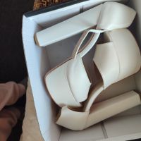 Бели сандали , кожа, снимка 3 - Дамски елегантни обувки - 45712719