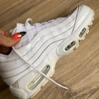 Оригинални маратонки NIKE AIR MAX 95  ! 40 н, снимка 4 - Маратонки - 45288557