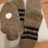 Ръчно плетени мъжки чорапи от вълна размер 44, снимка 5 - Мъжки чорапи - 44530770