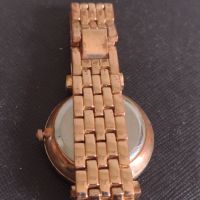 Метална верижка за дамски часовник красив стилен дизайн 44848, снимка 9 - Каишки за часовници - 45381454