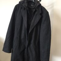 Мъжко палто със сваляща се качулка, размер M, снимка 1 - Палта - 45541993