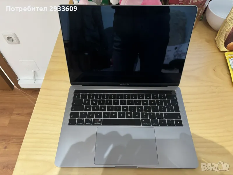 Apple MacBook Pro 13", 16 GB RAM, 256 GB SSD, Touch Bar, снимка 1