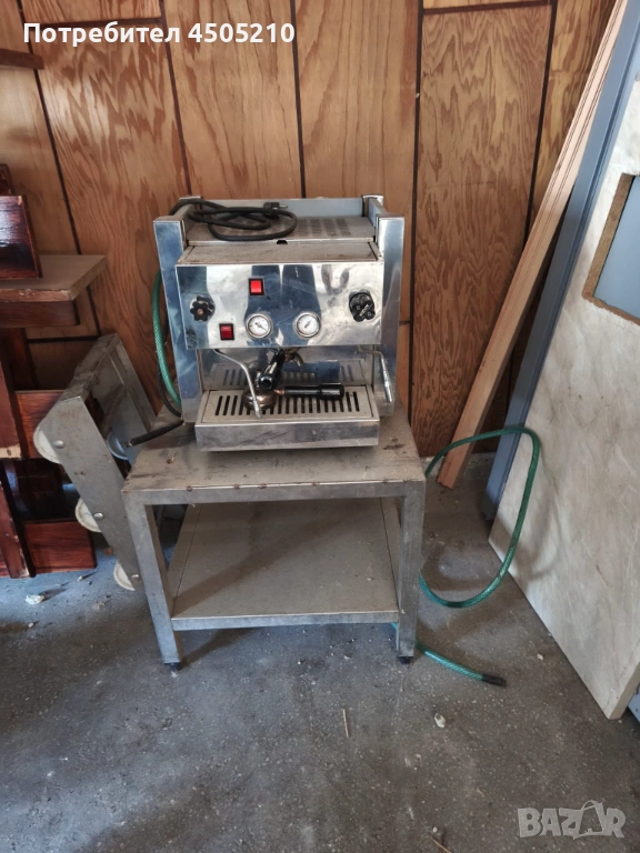 Продавам професионална италианска кафе машина, нова, снимка 1