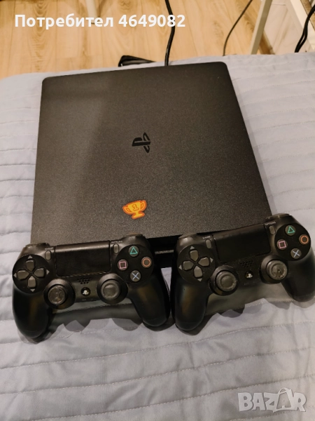 Sony PS4 Slim 500GB + 2 оригинални джойстика, снимка 1