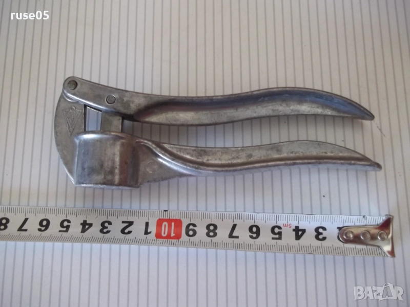 Преса за чесън алуминиева съветска, снимка 1