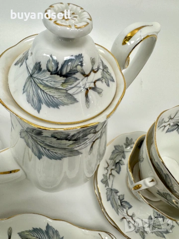 Колекционерски сервиз Royal Albert, Silver Maple, снимка 14 - Сервизи - 53350106