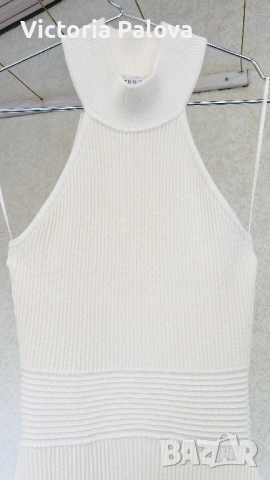 Оригинална вталена  рокля  GUESS модел JANICE в цвят екрю, снимка 4 - Рокли - 53636282