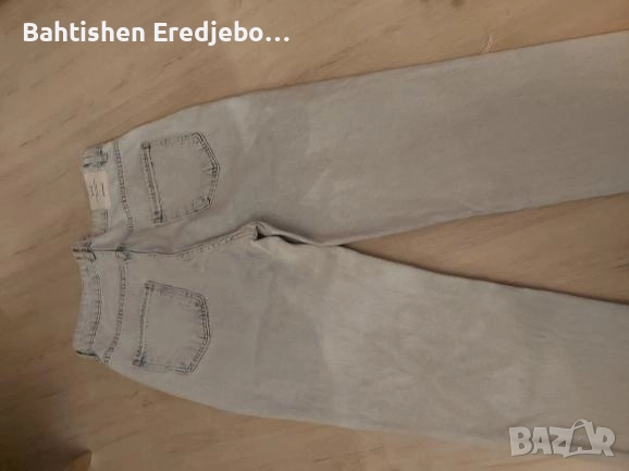 Дамски дънки на марка Stradivarius* , снимка 2 - Дънки - 52756193