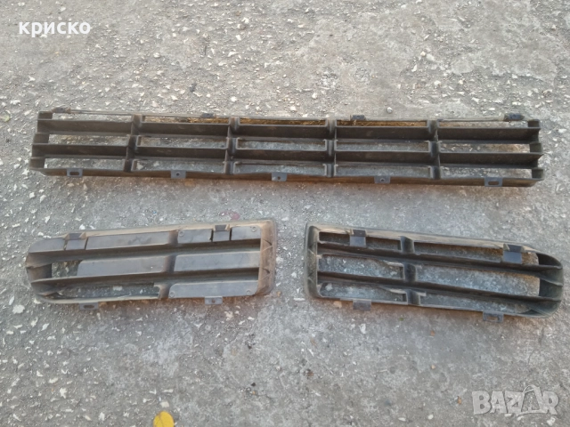 решетки броня голф 4 , снимка 2 - Части - 51476519