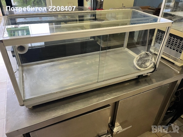 Топла  витрина 