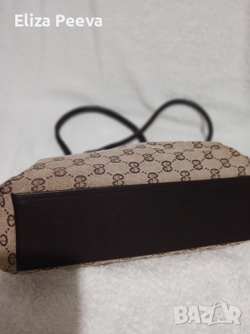 дамска чанта, снимка 4 - Чанти - 53479587