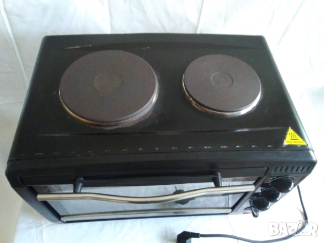 Продавам ел. готварска печка с фурна , снимка 4 - Печки, фурни - 53509694