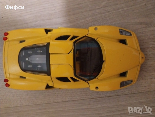 Метални колички Ferrari и други, снимка 2 - Коли, камиони, мотори, писти - 53708509