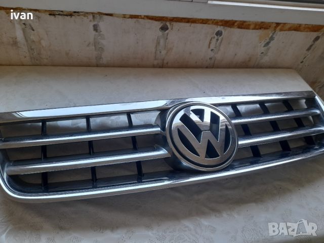 предна решетка за VW TOUAREG, снимка 4 - Части - 46406056