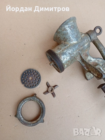 машинка за мелене , снимка 2 - Месомелачки - 52793770