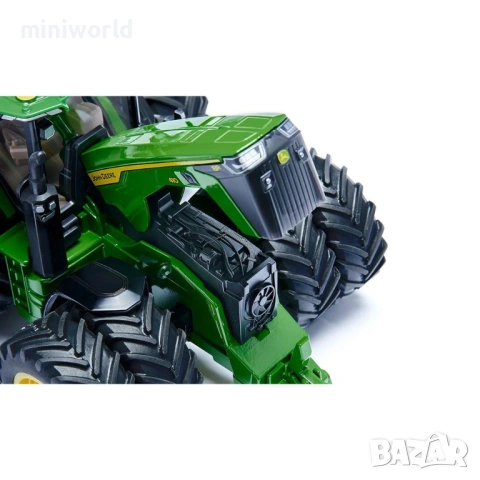 JOHN DEERE 8R 370 трактор - мащаб 1:32 на Siku моделът е нов в кутия, снимка 5 - Колекции - 54279690