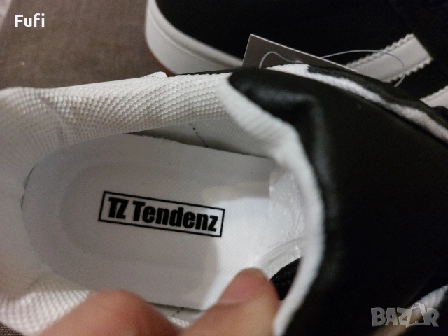 16 евро, нови маратонки, с етикет, 39 номер, 25 см стелка, снимка 3 - Маратонки - 54071006