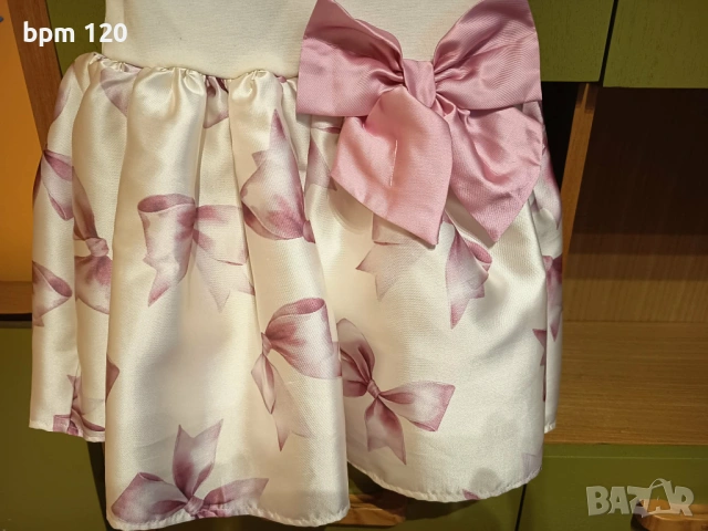 Рокля H&M с декоративна панделка, носена веднъж , снимка 2 - Детски рокли и поли - 53959203