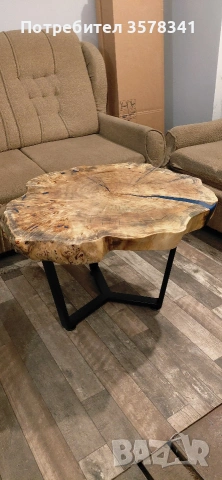 холна маса от туморна топола и епоксидна смола в синьо,масата е ръчна изработка!