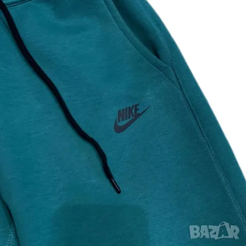 Оригинално мъжко долнище Nike Tech Fleece | M размер, снимка 3 - Спортни дрехи, екипи - 47244110