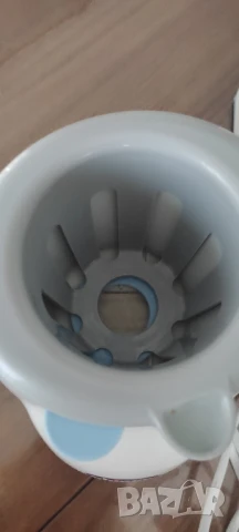 Нагревател* Уред  "CHICCO" за затопляне на  бебешка храна в шишета  , снимка 3 - Прибори, съдове, шишета и биберони - 50623927