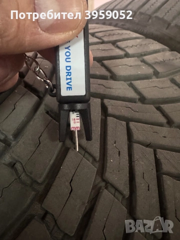 Всесезонни гуми  225 45 18 Bridgestone DOT 2123, снимка 3 - Гуми и джанти - 53205031