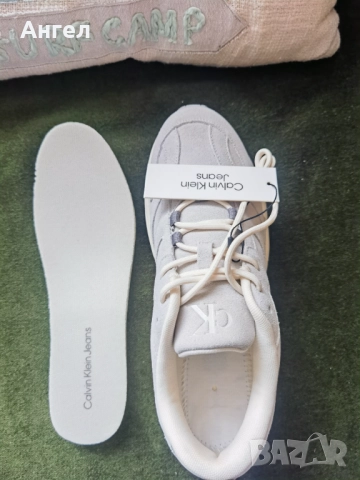 Нови маркови маратонки Calvin Klein Jeans Retro Tennis Low Mg Mix велур 43, снимка 7 - Маратонки - 52096407