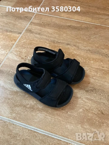 Сандали Адидас 24 номер, снимка 3 - Детски сандали и чехли - 50493219