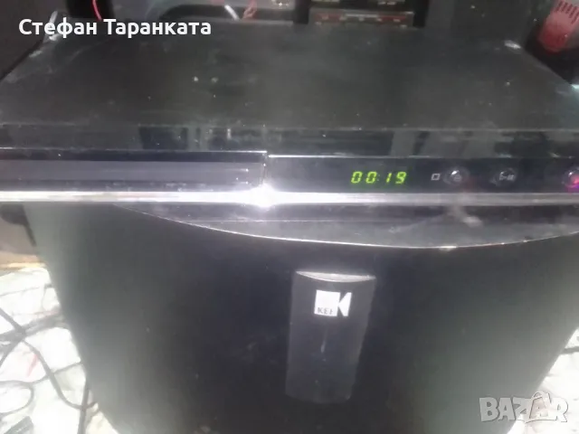 DVD player , снимка 1 - Плейъри, домашно кино, прожектори - 47909837