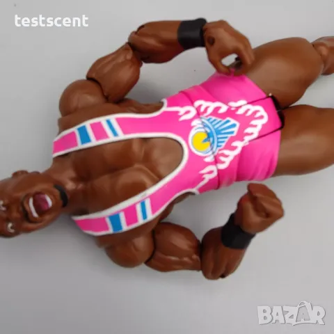 Екшън фигура WWE Big E Langston Биг И Basic Series figure играчка Mattel New Day Pink, снимка 7 - Колекции - 48495375