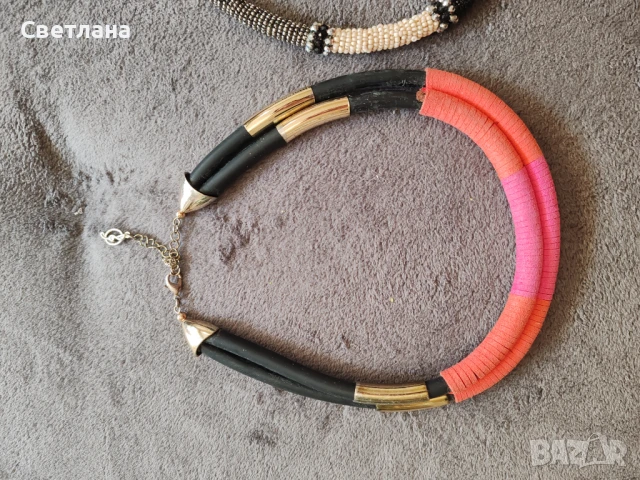 Масивни колиета , снимка 2 - Колиета, медальони, синджири - 50796348