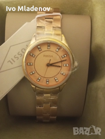 Часовник fossil дамски 