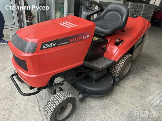  hf2213 honda / honda 2213 hydrostatic Тракторна Косачка 0555 -цена 3380 лв Хонда двигател , 7.2 кил, снимка 1 - Градинска техника - 49463749